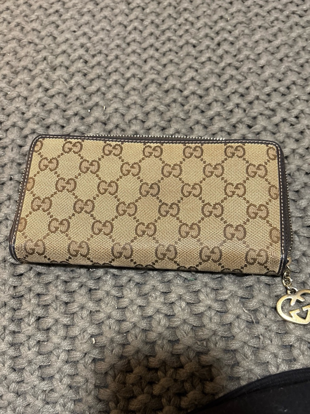 Gucci Brown Beige Zip-Around Logo Women's Wallet Credit Card Folding Zipper